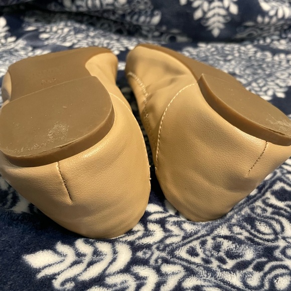 WORN ~8 TIMES Amazon Essentials Ballet Flats in Nude/Taupe/Brown Size 9.5 Women - Picture 8 of 11